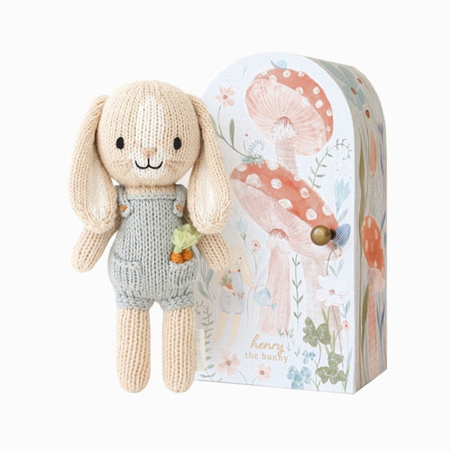 Tiny Henry the Bunny